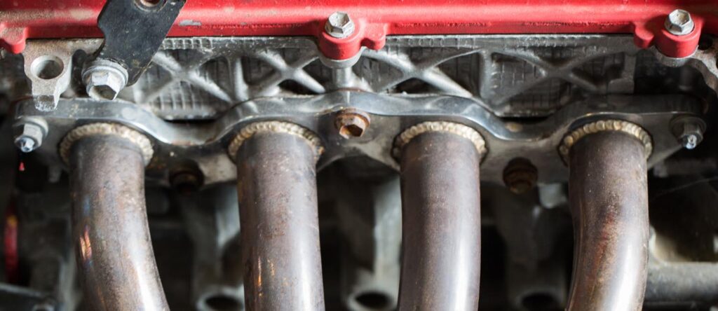 Symptoms of a Bad or Failing Exhaust Manifold Gasket