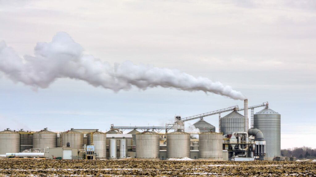 An ethanol refinery in the American Midwest. Image: Adobe Stock (wolterke)