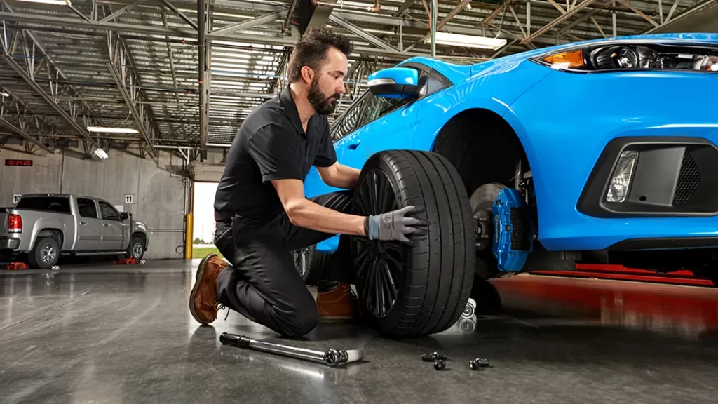 Auto mechanic recommend tire