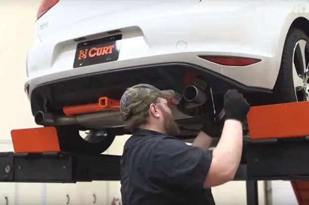 Trailer Hitch Installation in 8 Simple Steps