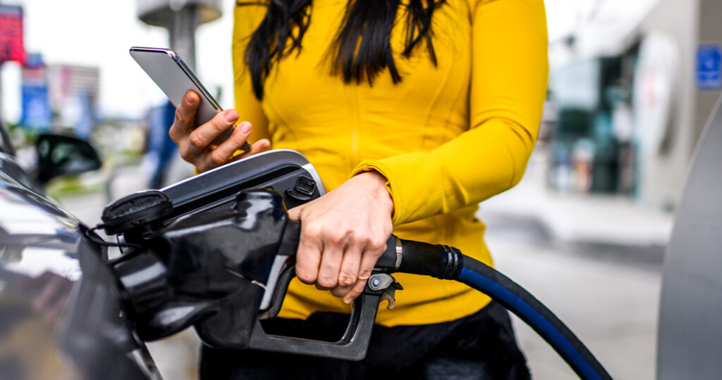 5 Best Apps To Save Money on Gas
